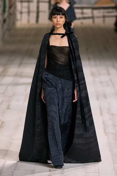 Look 57